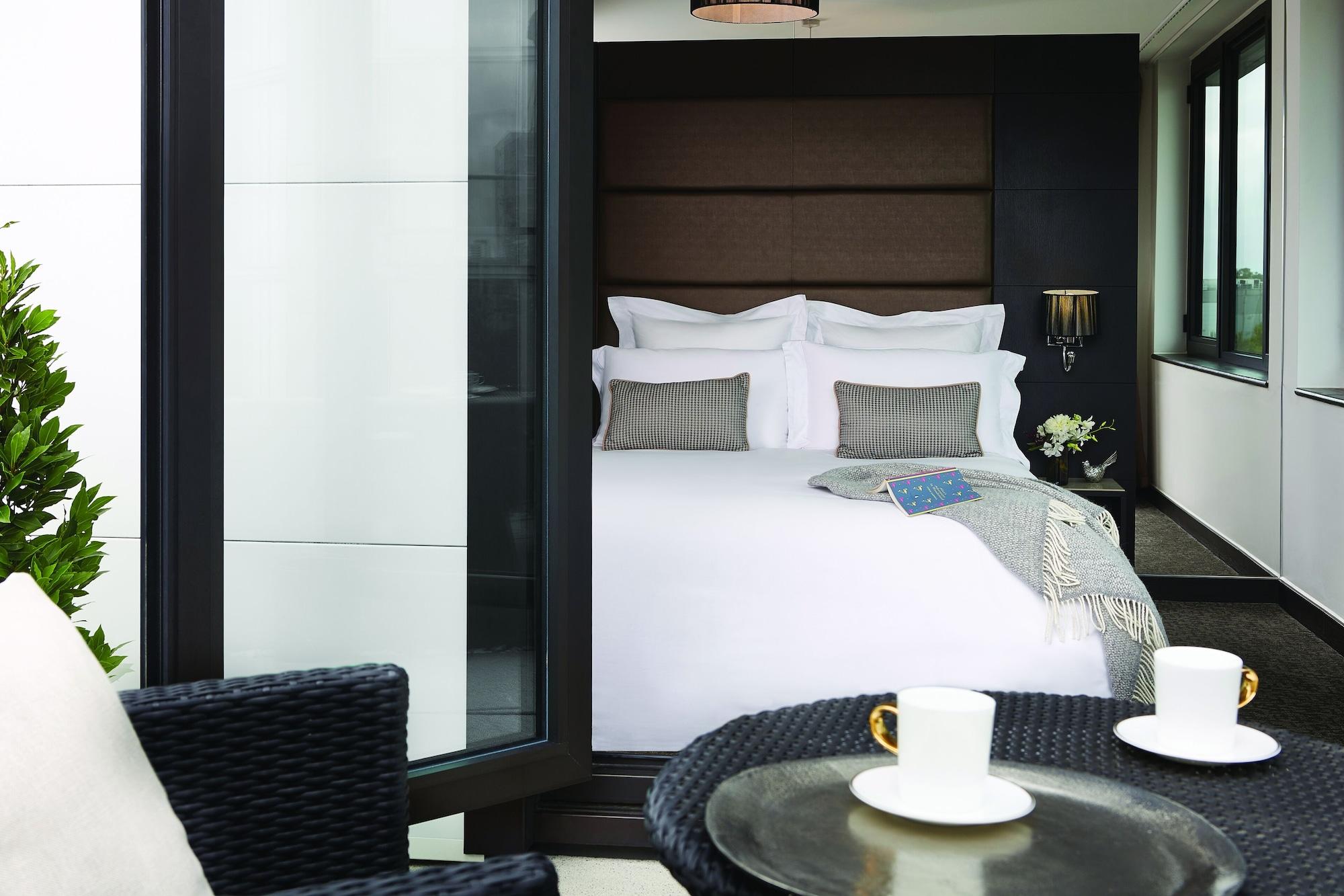 The Westbridge Stratford Hotel Londra